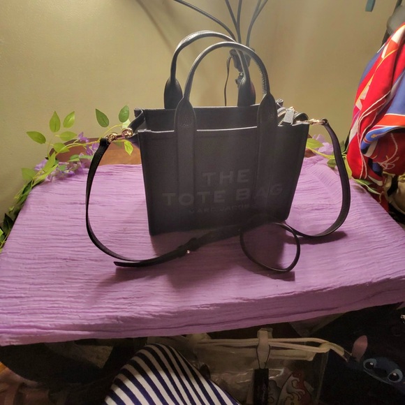 Marc Jacobs Black Tote Bag - Picture 1 of 6